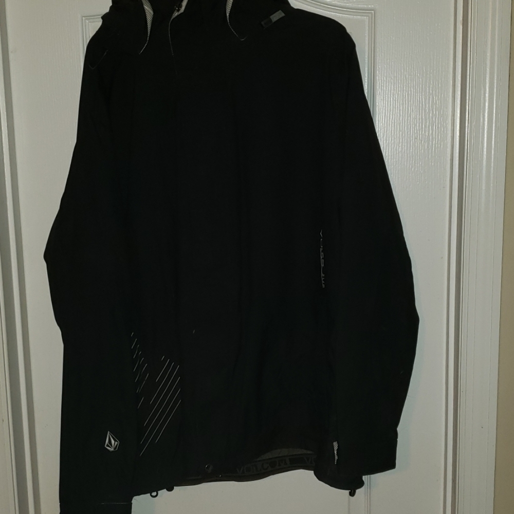 Volcom Nimbus ski &snowboard jacket L
